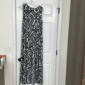 Black and White Hi-low Maxi Dress